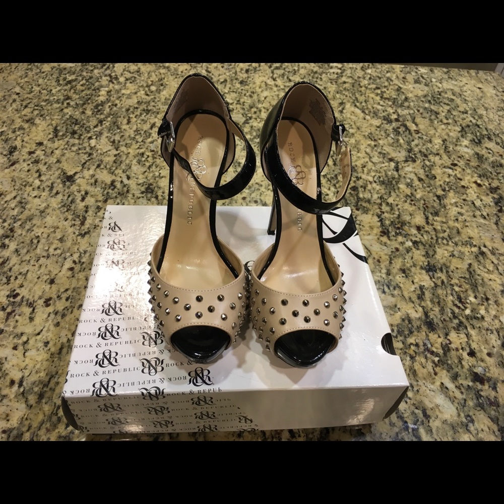 Rock & Republic studded heels 9